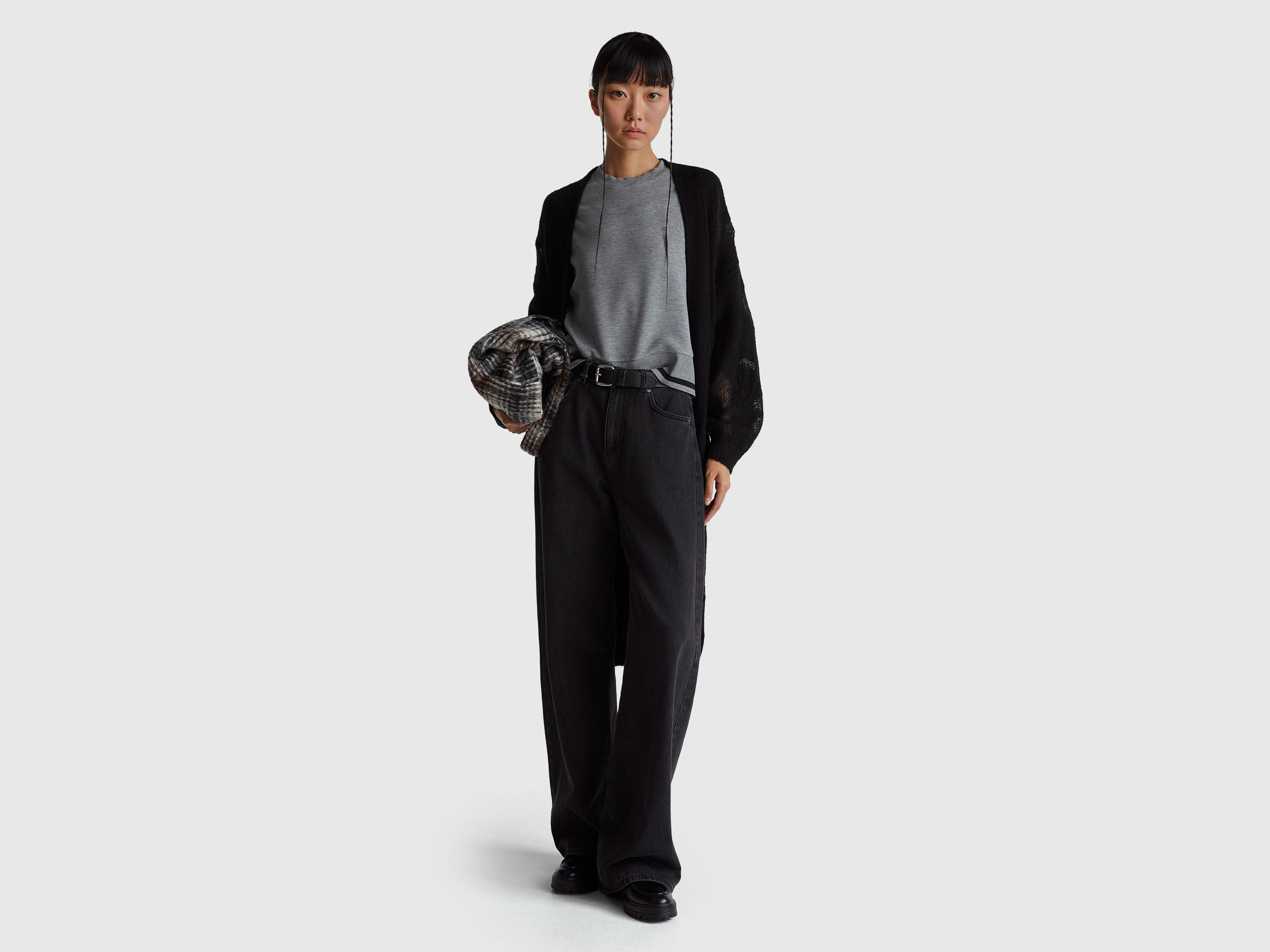 SLEEVELESS SWEATER Femme image number 3